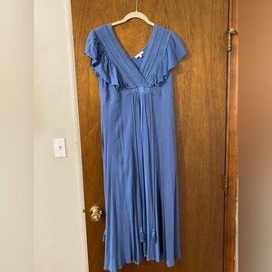 Baltic Born, Bump-friendly dress